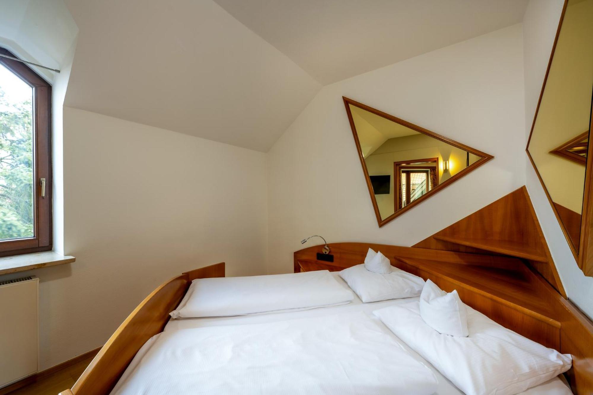 Landhotel Steiner Großheirath Esterno foto