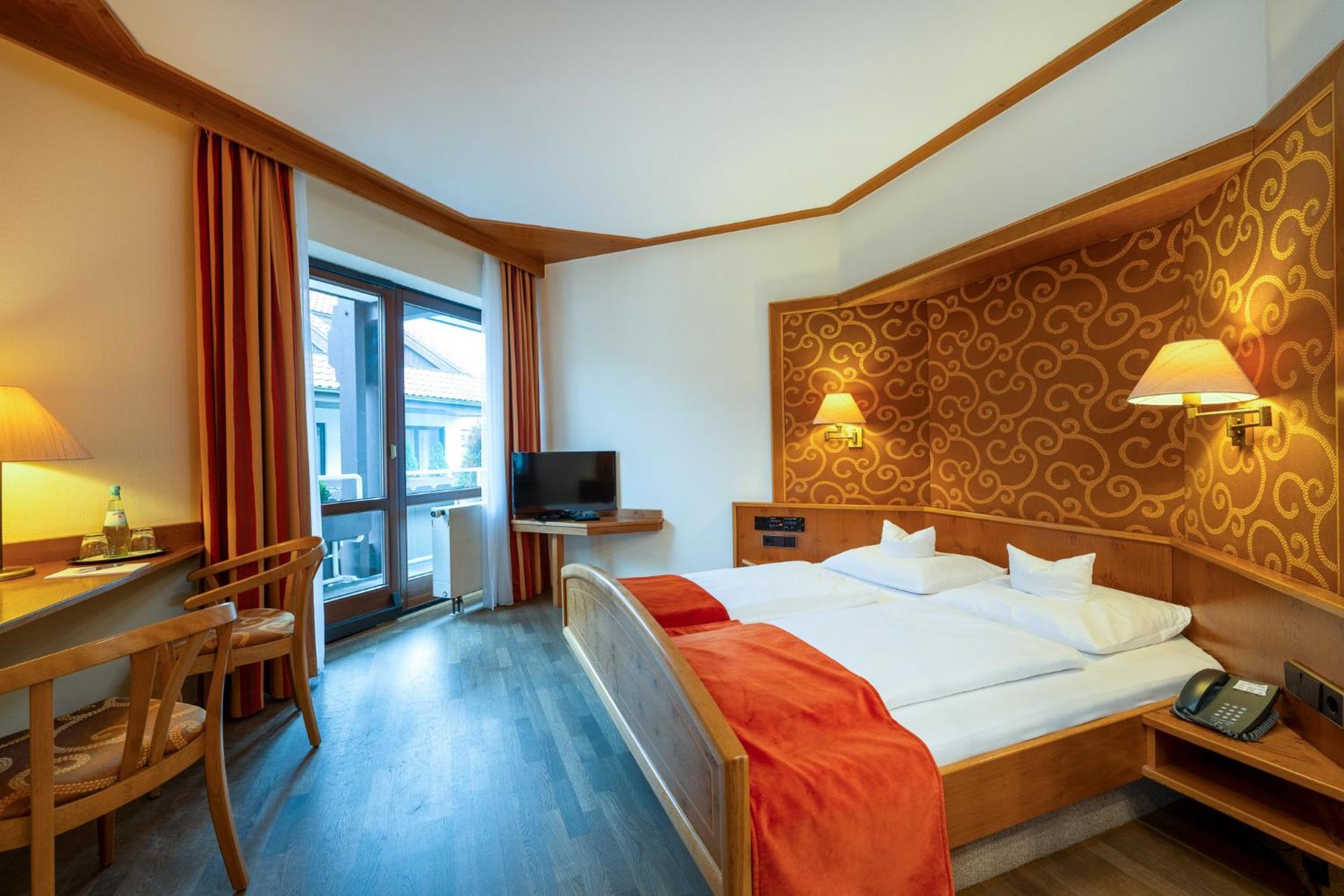 Landhotel Steiner Großheirath Esterno foto